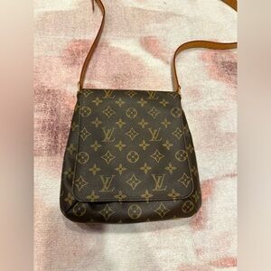 Authentic Louis Vuitton Musette Salsa Long Strap Monogram Canvas Crossbody Bag